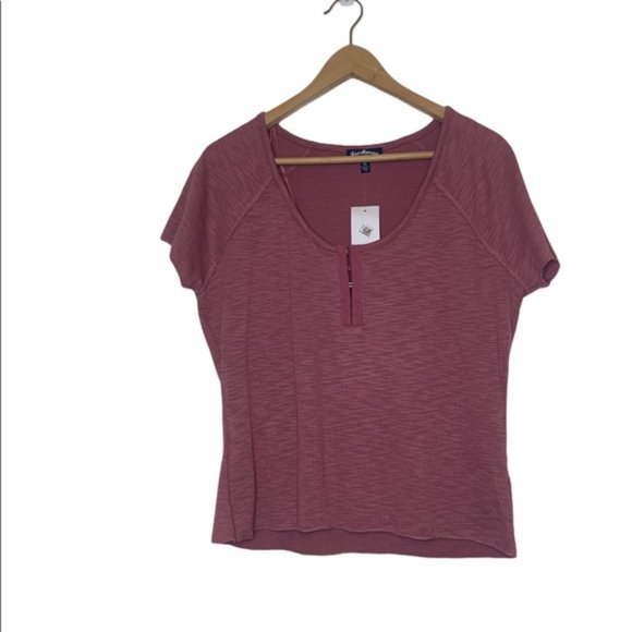 Freshman | Short Sleeve Crop Top Shirt | Scoop Neck | Plum | XL - Picture 1 of 6